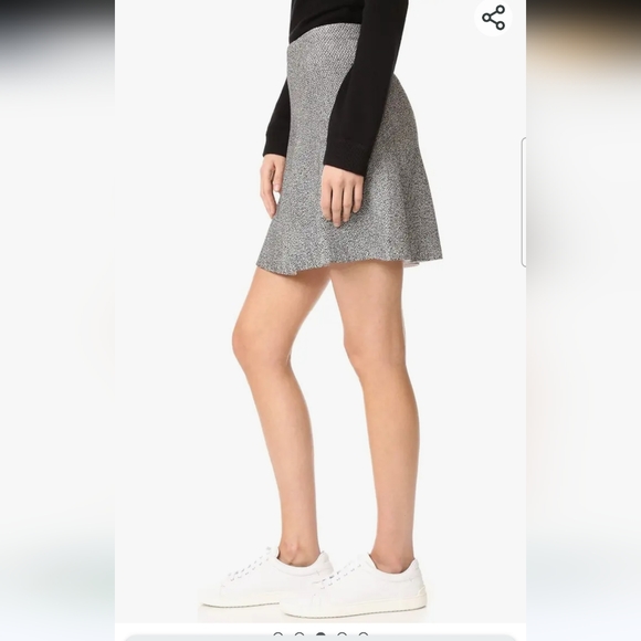 Theory Skirt - Picture 2 of 10